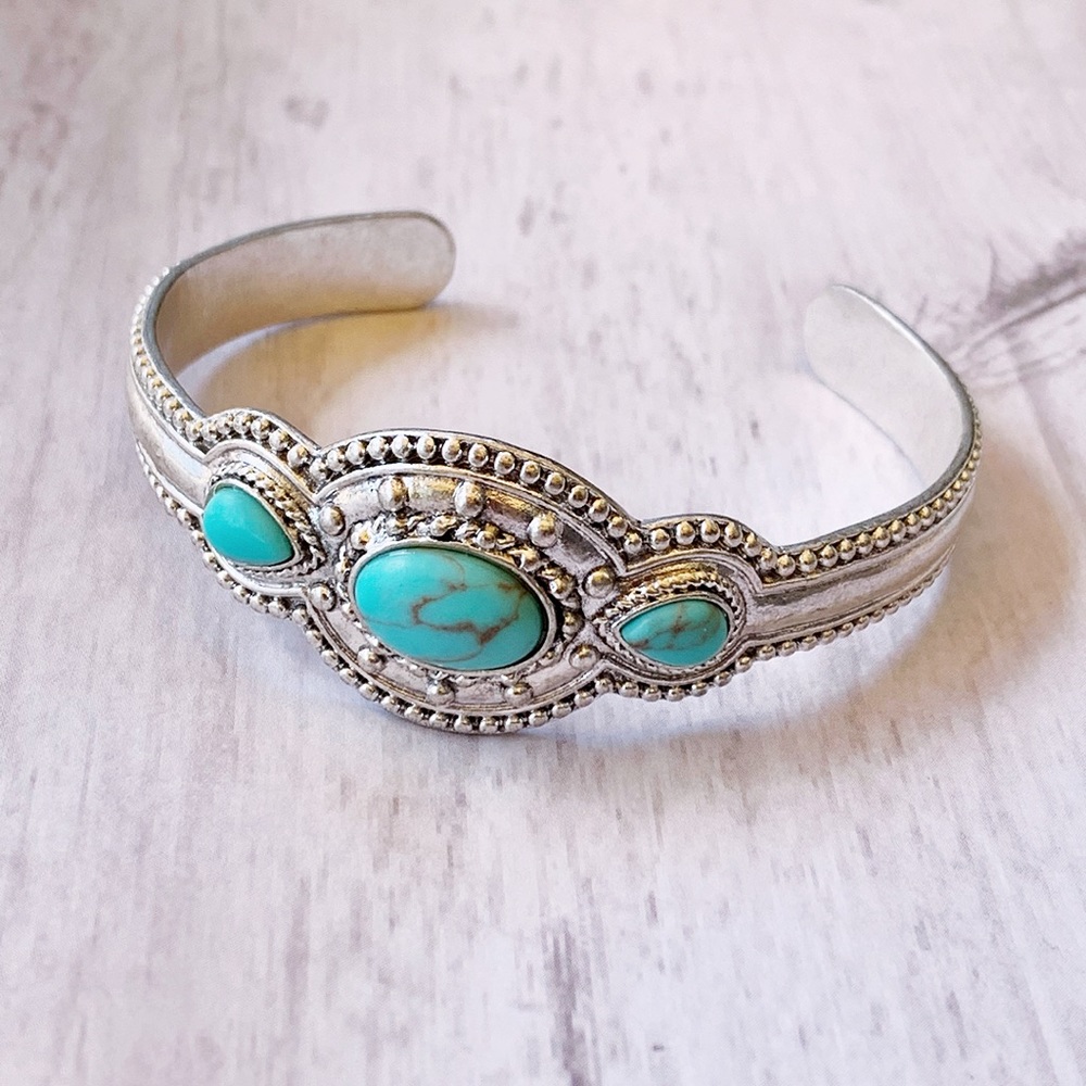 Lucky Brand Stone Cuff Bracelet - Metallic